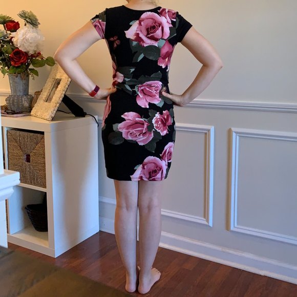 ROSES PRINT ASYMMETRICAL MINI DRESS - Picture 5 of 5